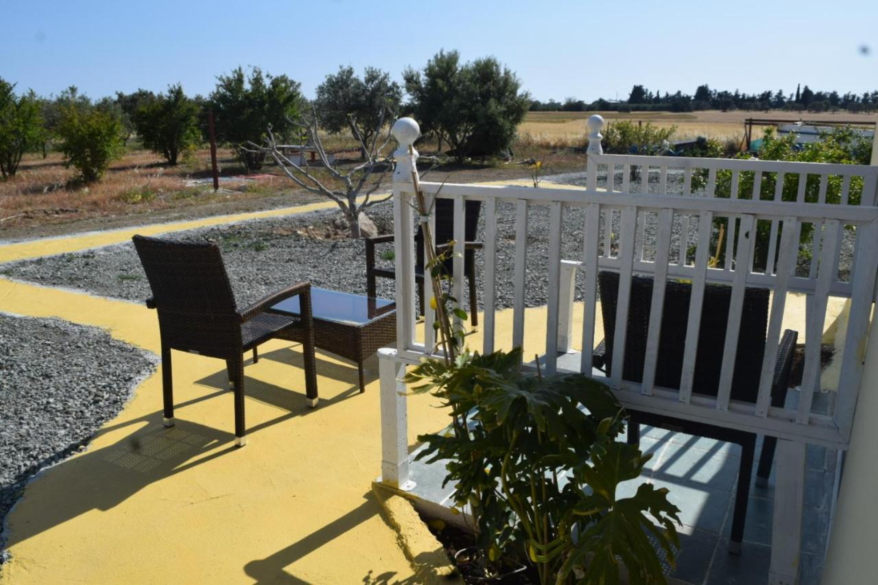 Mersinera Paradise Garden Stars House Larnaca Exterior photo